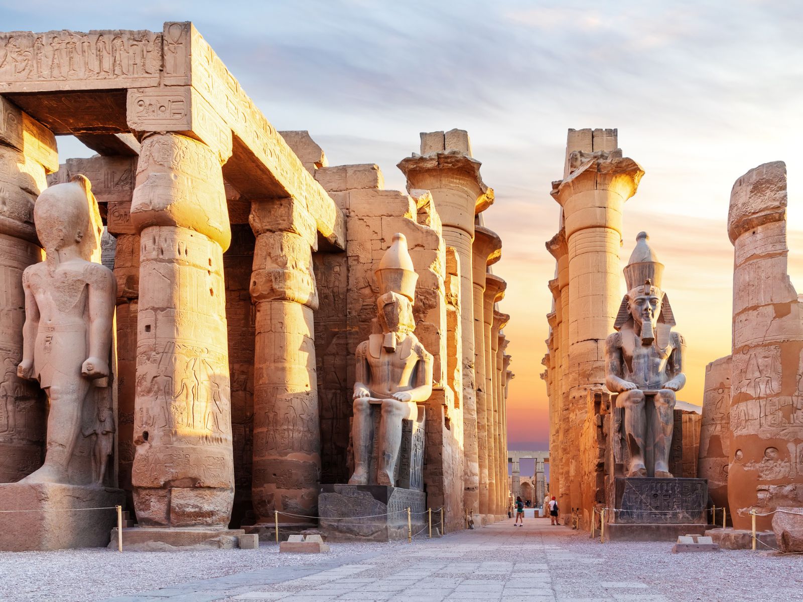 Imponerende og ældgammelt tempelkompleks i Luxor, Egypten