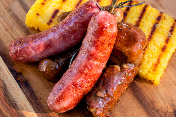 Salsiccia – Pølsen med uendelige variationer Salsiccia – Pølsen med uendelige variationer