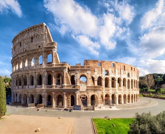 Colosseum_Rom_Italien_iStock-1194899511_333-270