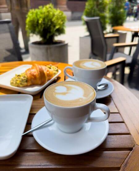 Cappuccino_iStock-2226266902.jpg