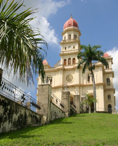 Cubas helligste kirke i kobberbyen El Cobre