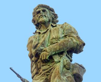 Che_Guevara-statuen