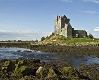 Dunguaire_castle_123664946_333-270