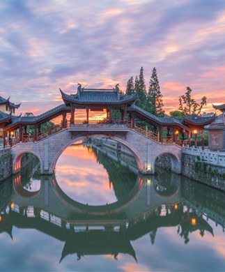 Gamle_bygninger_Suzhou_iStock-926478284_323-390