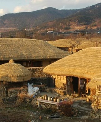 Dag_5_-_Korean_Folk_Village_2__323-390