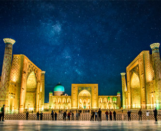 Registan-pladsen, Samarkand, Usbeskistan Registan-pladsen, Samarkand, Usbeskistan