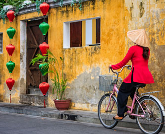 Hoi An bybillede med kulørte lamper