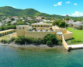 Fort_christiansted_333x270
