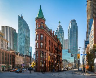 Gamle og nye bygninger i Toronto, Canada