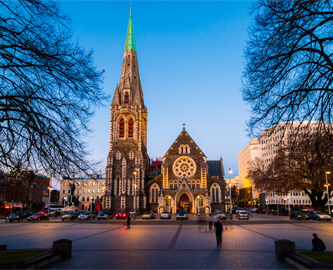 Cathedral_Square_Christchurch_iStock-479835684_333x270