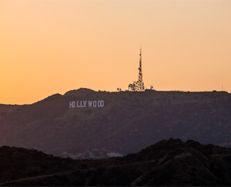 Hollywood skiltet i solnedgang
