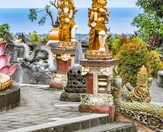 Brahmavihara-Arama klostret i Lovina på Bali