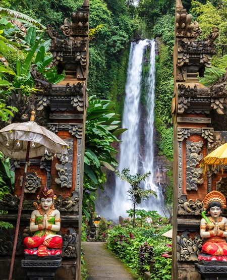 Gitgit-vandfaldet ved Lovina på Bali