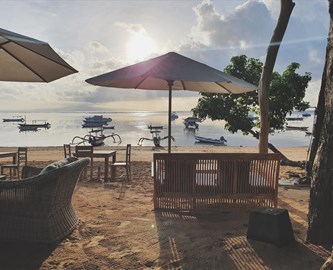 Restaurant på stranden ved Sanur, Bali