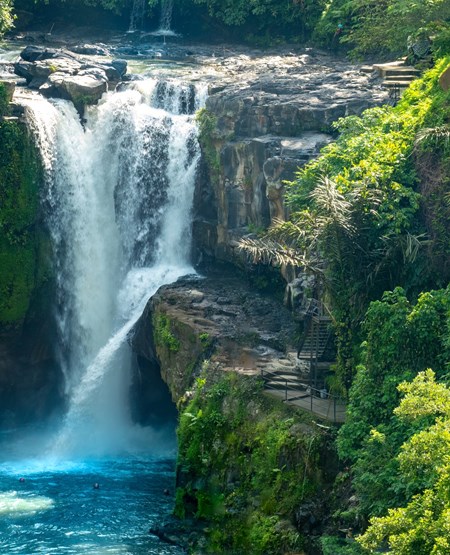 Tegenungan vandfaldet ved Ubud på Bali